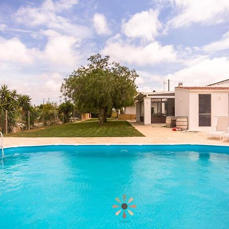 Agriturismo Tenuta Margherita トッレ・ラピッロ エクステリア 写真