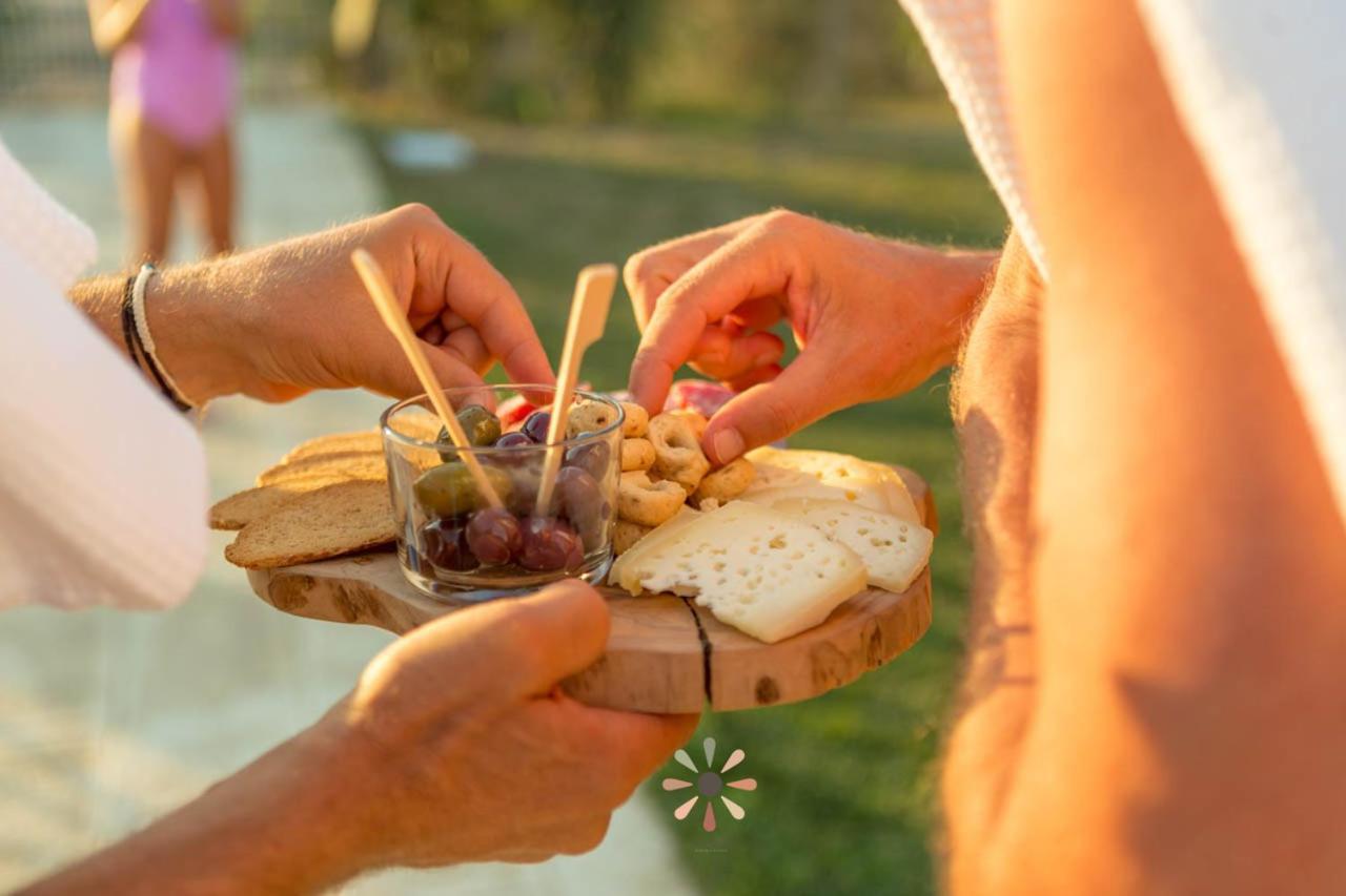Agriturismo Tenuta Margherita トッレ・ラピッロ エクステリア 写真